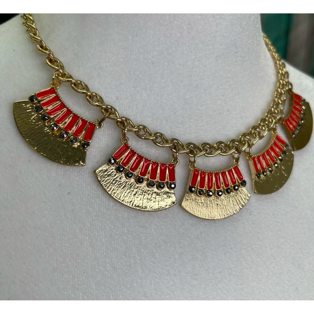 Gold‎ Tone Red Enamel Fan Bib Statement Necklace Chunky Curb Chain Adjustable - Picture 2 of 3